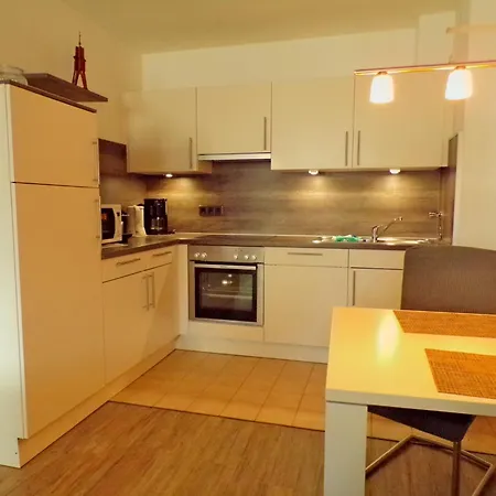 Daire Residenz Meeresbrandung 44 , Studiowohnug Mit Tv,komfortbett,einbaukueche, Geschirrspueler, Suedterrasse Mit Strandkorb, Schwimmbad, Sauna Und Tiefgarage, Wlan !