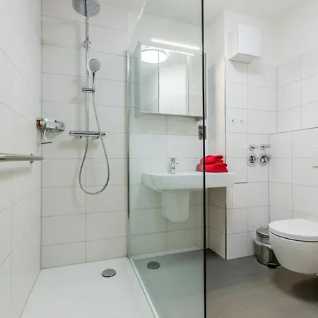 דירה Residenz Meeresbrandung 44 , Studiowohnug Mit Tv,komfortbett,einbaukueche, Geschirrspueler, Suedterrasse Mit Strandkorb, Schwimmbad, Sauna Und Tiefgarage, Wlan !
