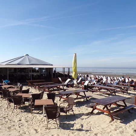 Residenz Meeresbrandung 44 , Studiowohnug Mit Tv,komfortbett,einbaukueche, Geschirrspueler, Suedterrasse Mit Strandkorb, Schwimmbad, Sauna Und Tiefgarage, Wlan ! *